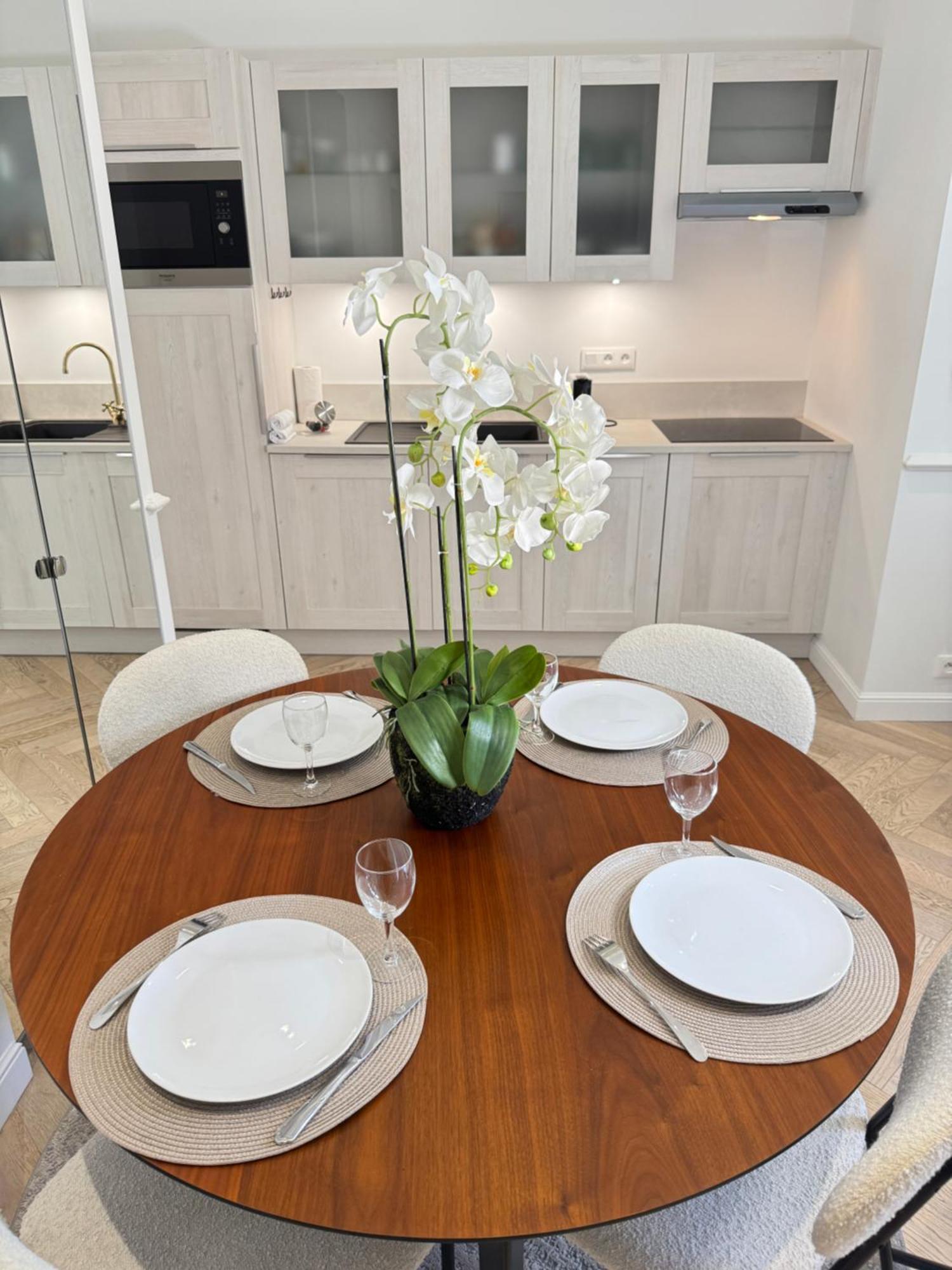 Old Town-exceptional Apartment-in Absolute Calm * Antibes