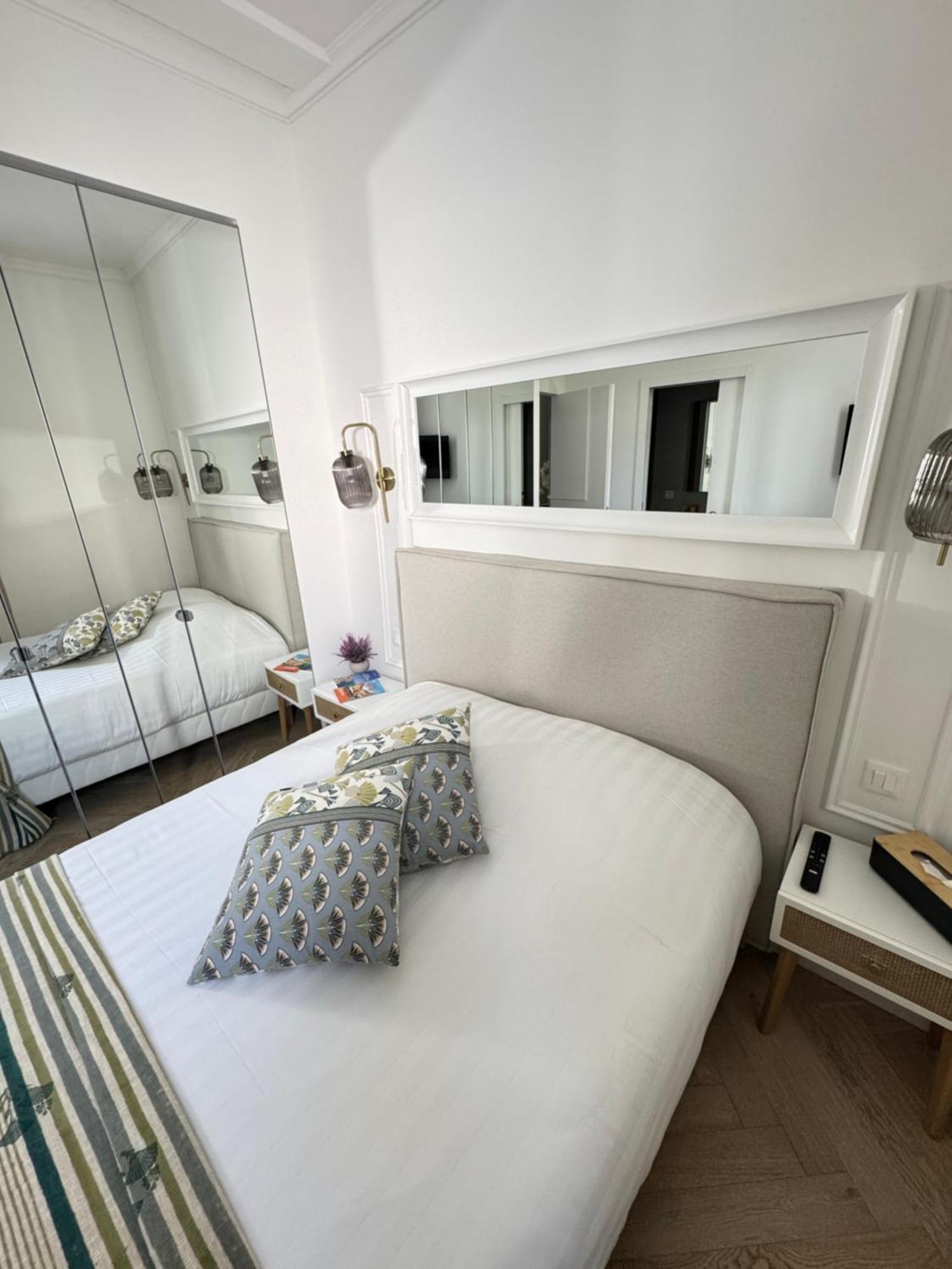Old Town-exceptional Apartment-in Absolute Calm