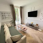 Old Town-Exceptional Apartment-In Absolute Calm